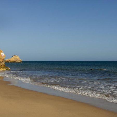 Apartment In Praia Da Rocha With A-C, Terrace In Portimao Exterior photo