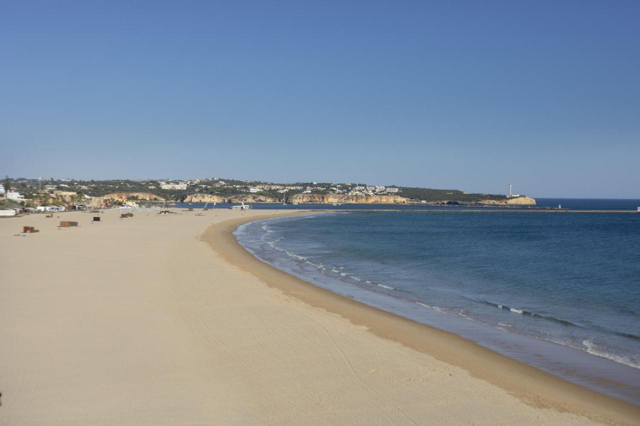 Apartment In Praia Da Rocha With A-C, Terrace In Portimao Exterior photo